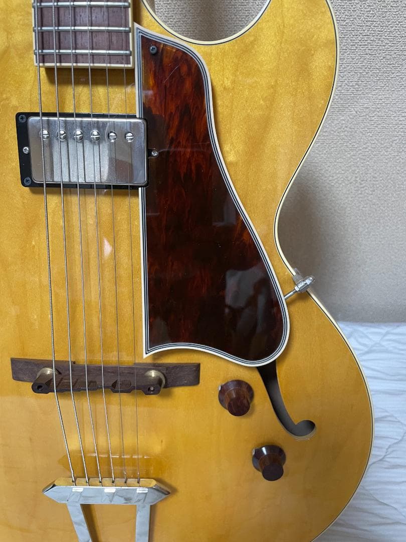 Archtop Tribute ATC175 フルアコ アーチトップギター