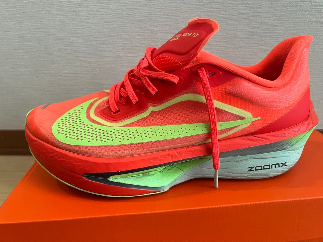 Nike Zoom Fly 6 オレンジ