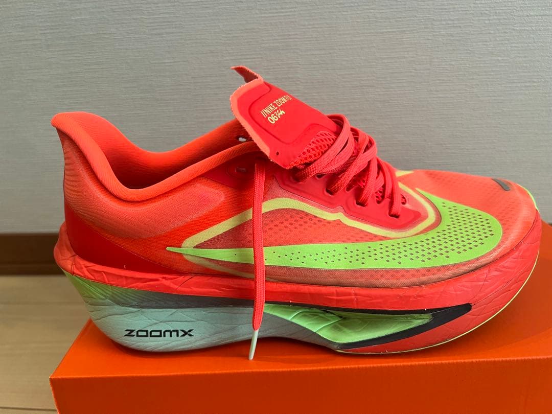 Nike Zoom Fly 6 オレンジ
