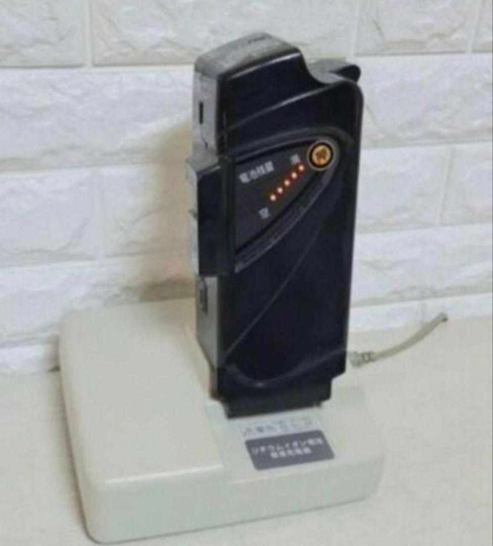 ✨折り畳み電動自転車✨美品⭐️新品サドル✨室内保管✨パナソニックビビ✨完成車配送