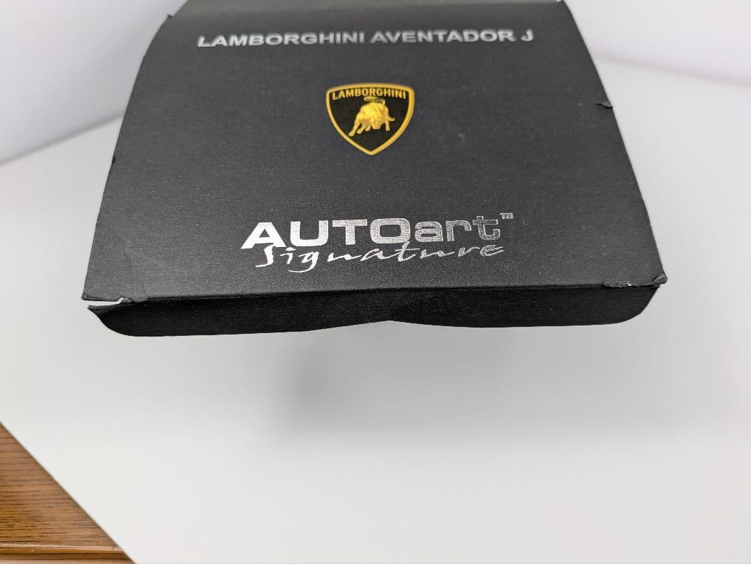 1/18 ミニカー オートアート ランボルギーニ アヴェンタドール J Aa