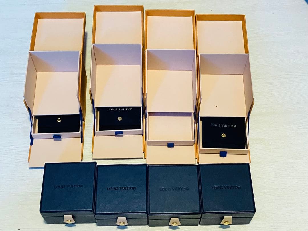 LOUIS VUITTON ネックレスケース　空箱　ギフト箱 4個　ネイビー