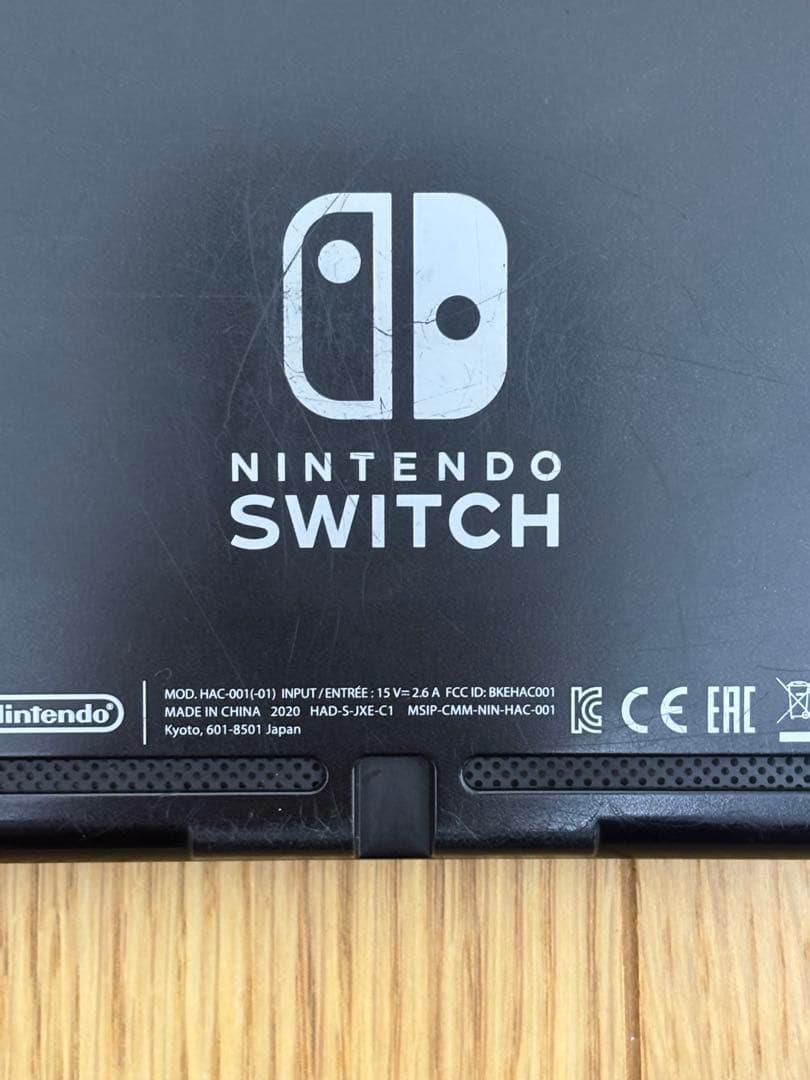 Nintendo Switch本体　マリオカート8　ハンドル　セット