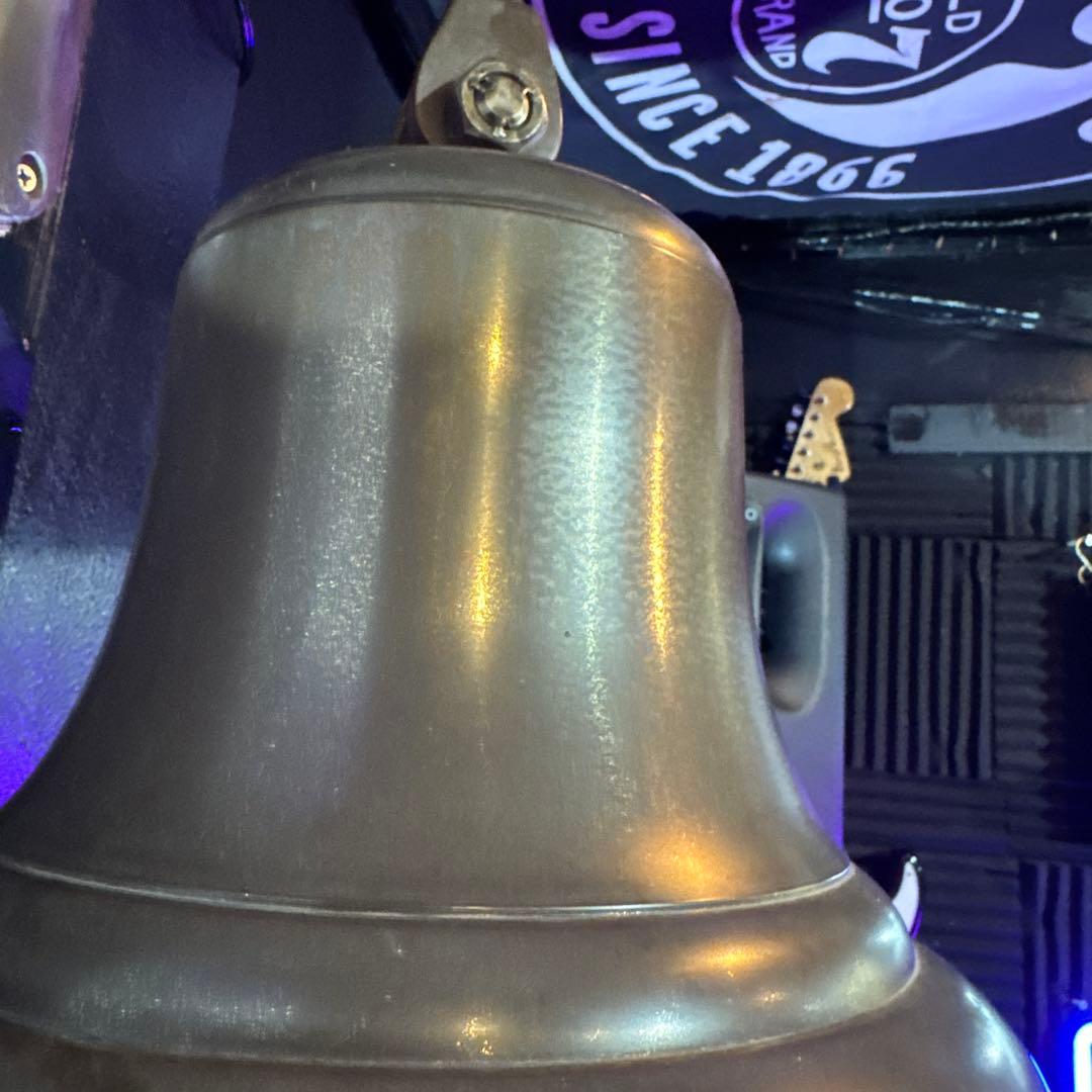 ビンテージ　ブロンズ製クラシック壁掛けベル［A-11］