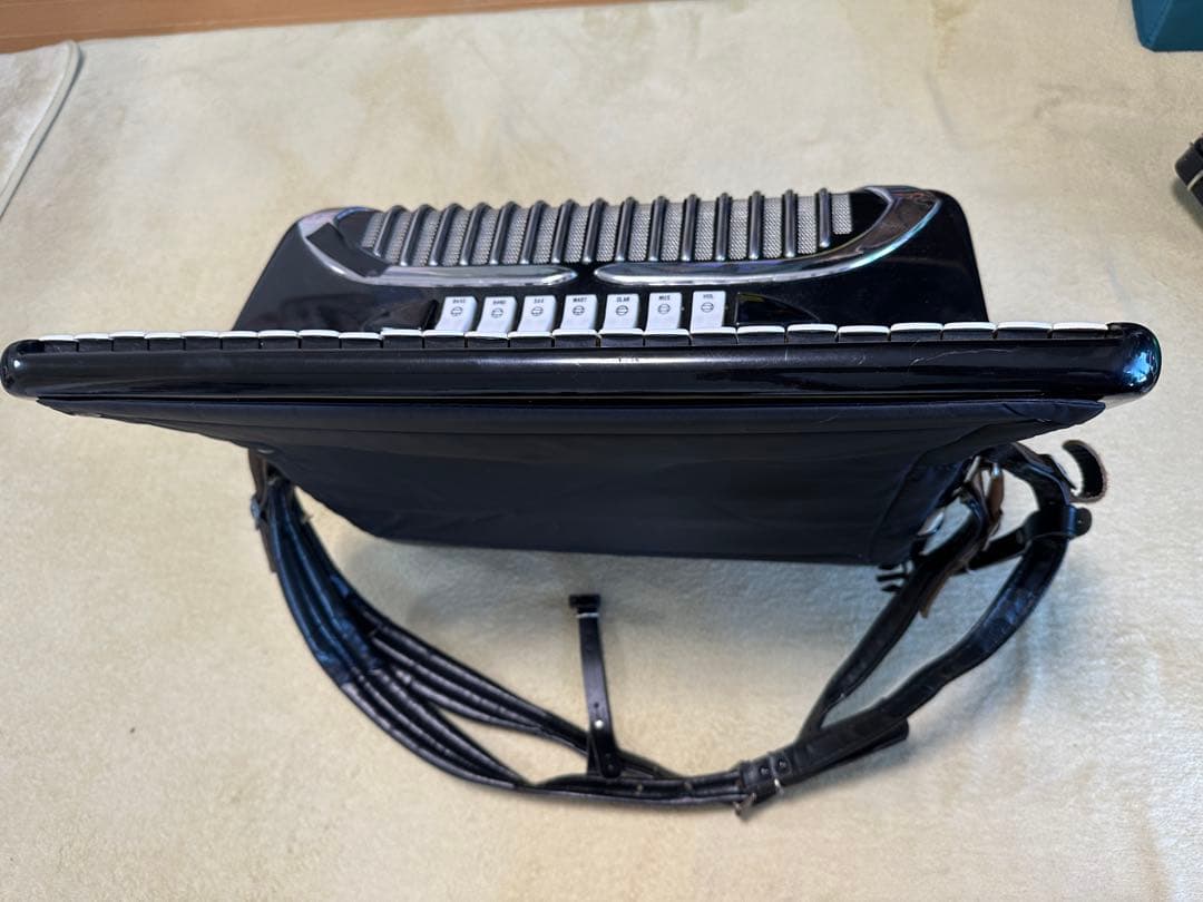 GUERRINI アコーディオン 黒