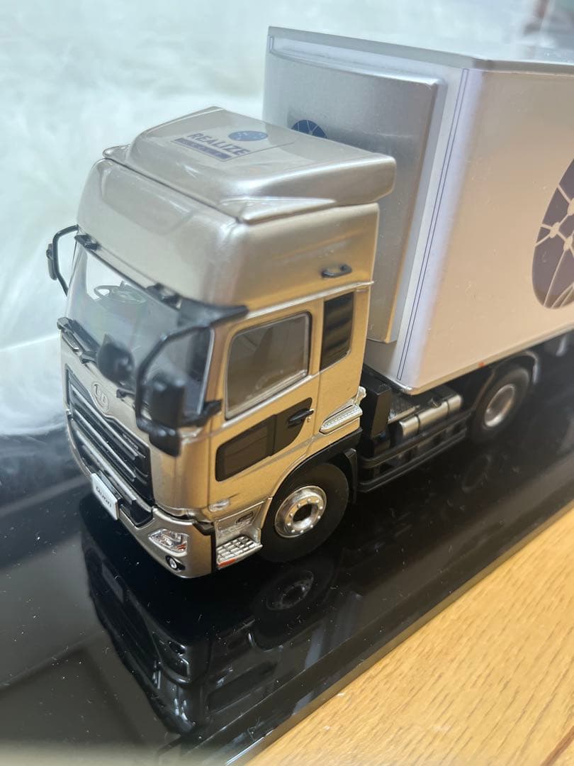 1/43　UDトラックス　セミトレーラー