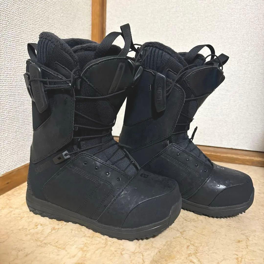 salomon kiana シューレース