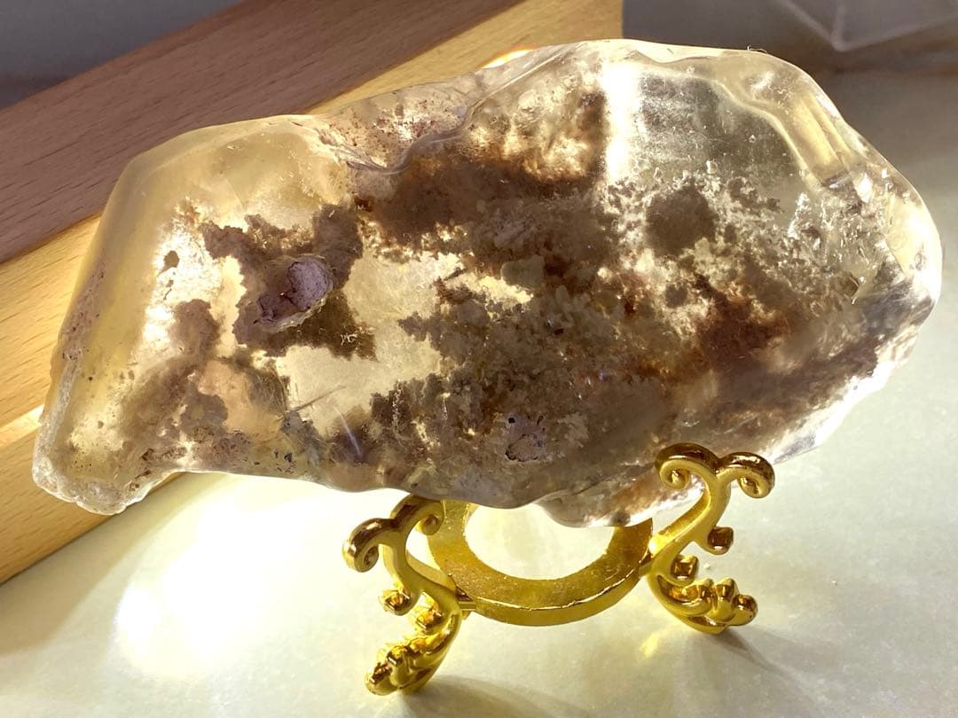 T1034ピンクホワイトガーデンクォーツ原石ルチル針瑪瑙共生ラダー虹入りジオード