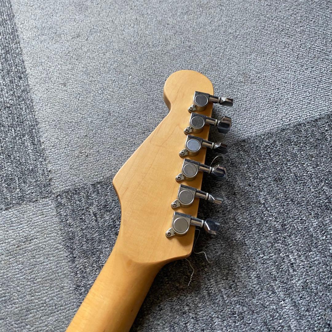 ビンテージストラトキャスター ジミヘンドリックス サイケ柄