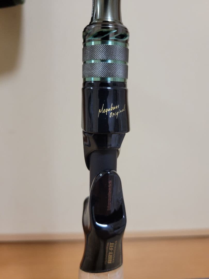 オロチX10 F4-68XT