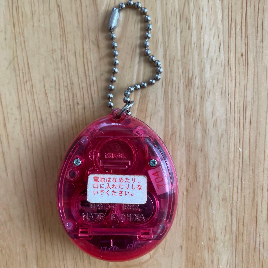 初代たまごっち　スケルトンピンク