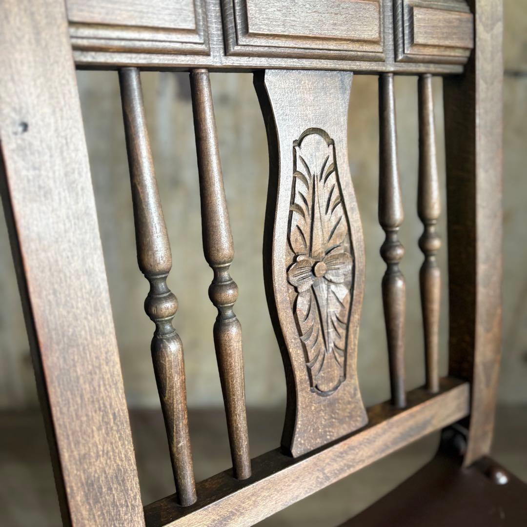 NAVARRO ARGUDO スペイン　ヴィンテージ　レザーシートチェア　①