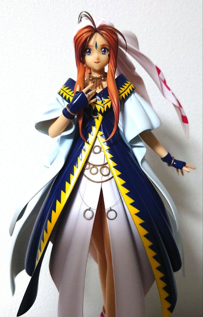 【完成品】マックスファクトリー 1/8 ベルダンディー女神服バージョン