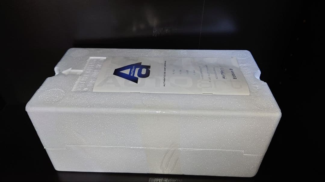 ミニカー 1/18 Ford MUSTANG Mach 1