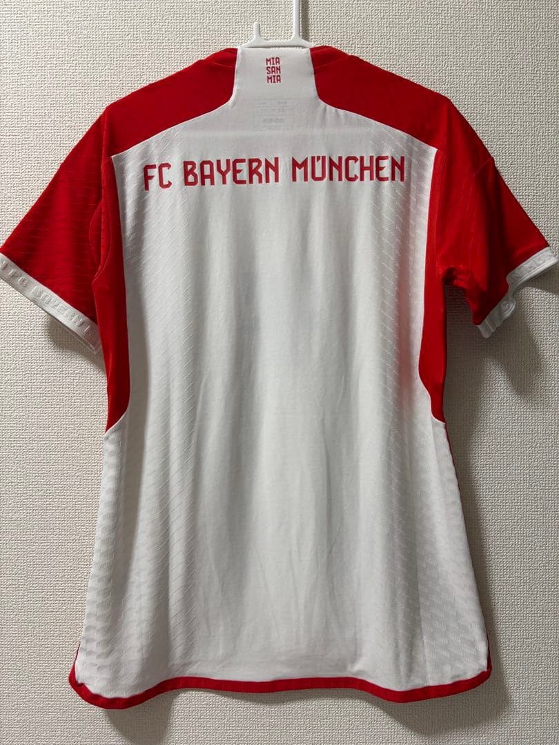 【正規品】23-24 バイエルン ホームユニフォーム オーセンティック