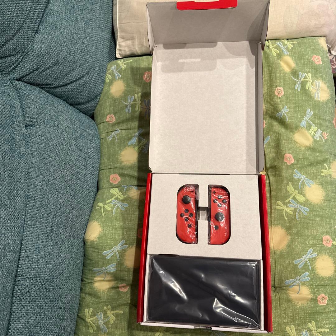 【24時間以内発送】Nintendo Switch有機EL マリオレッド