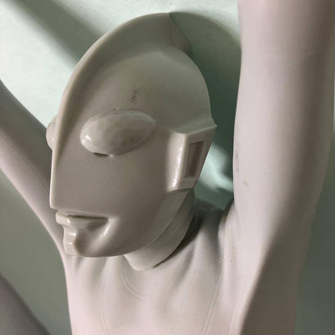 帰ってきたウルトラマン フィギュア飛行ポーズ