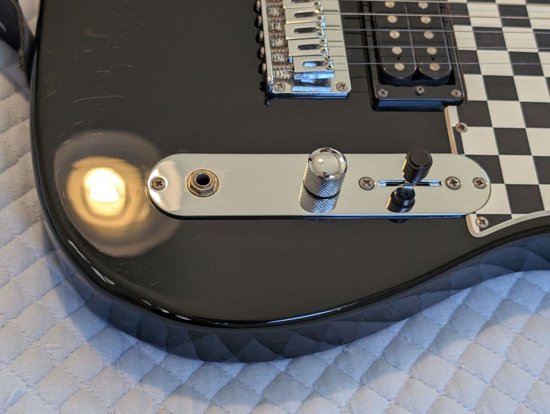 【美品】アヴリル・ラヴィーン テレキャスター／Squier by Fender