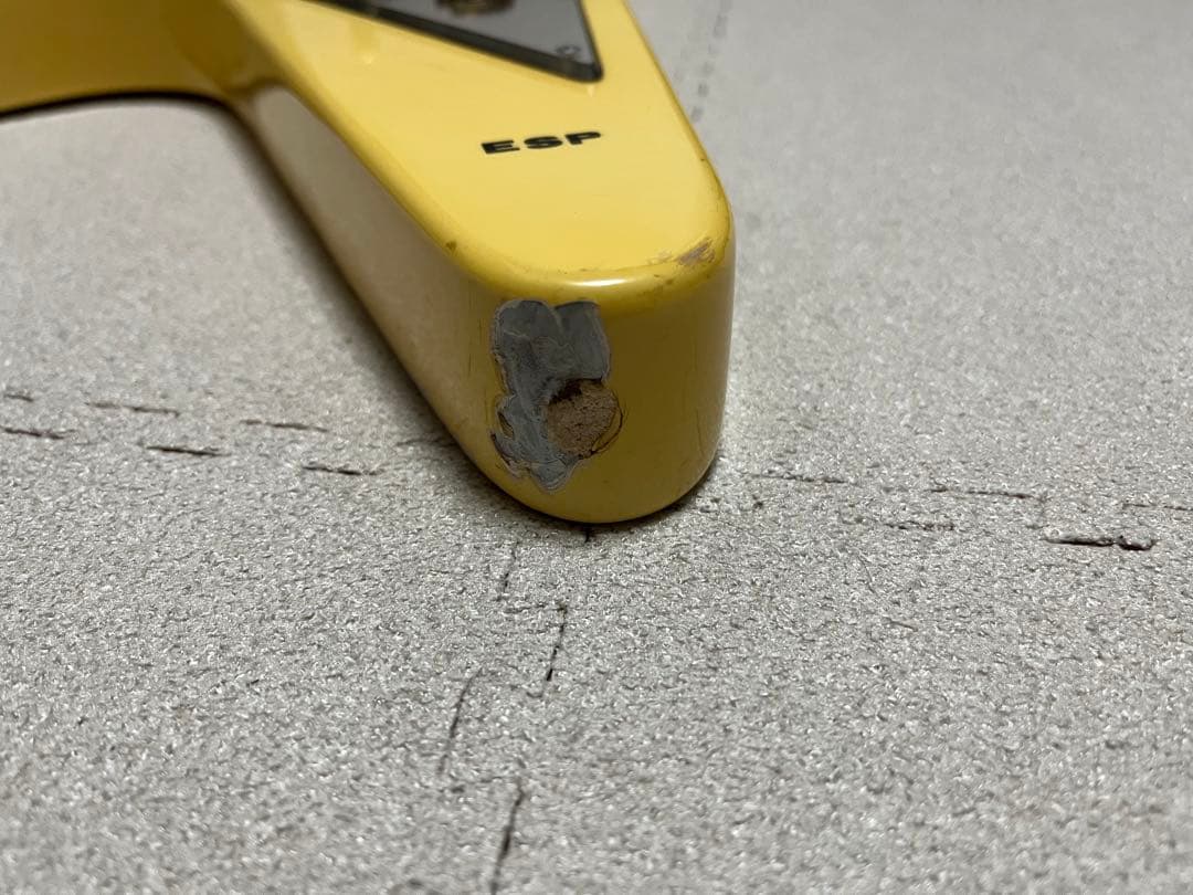 エレキギター　フライングV