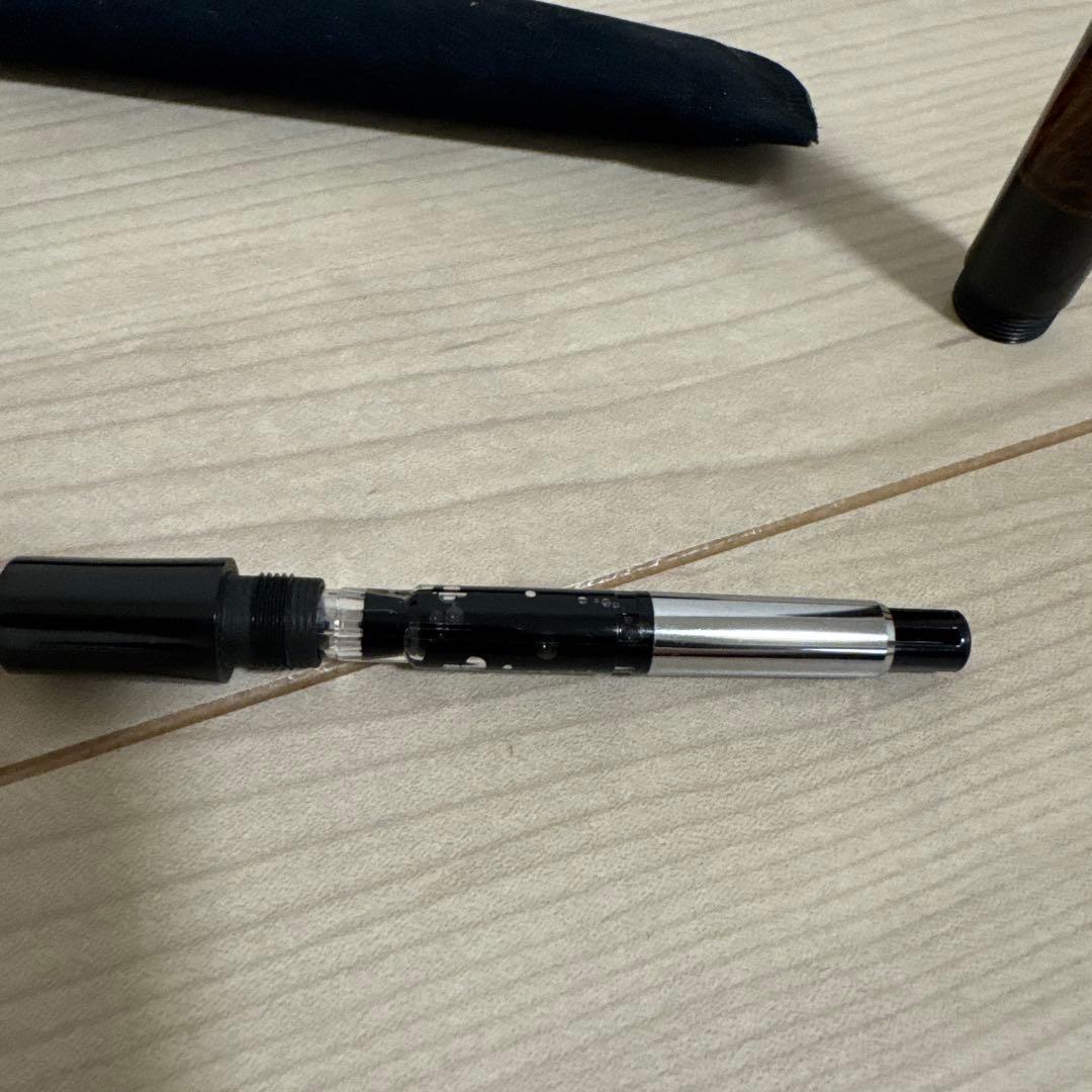 綴り屋　万年筆　漆黒の森