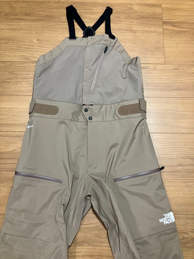 ノースフェイス　パウダーガイドライトビブ