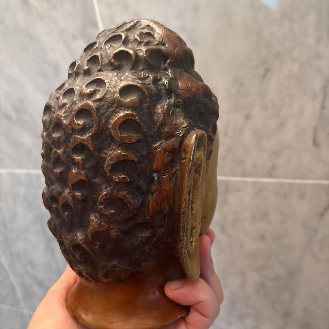 チベットアンティーク平和的なお顔で全てを見通すような瞳の仏頭　仏像涅槃