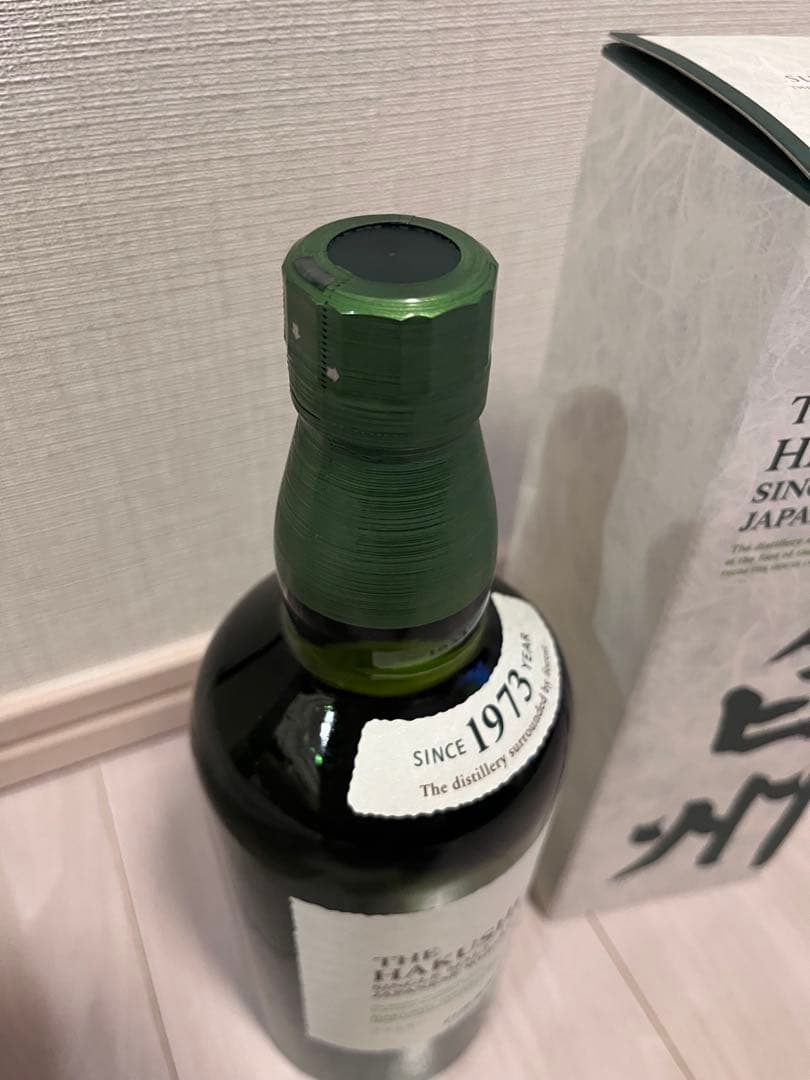 サントリー　白州　シングルモルト　700ml 箱付き　新品未開封