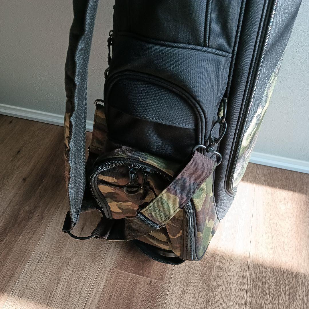 【美品】スタンド型キャディバッグ（ヘッドカバー付き）迷彩