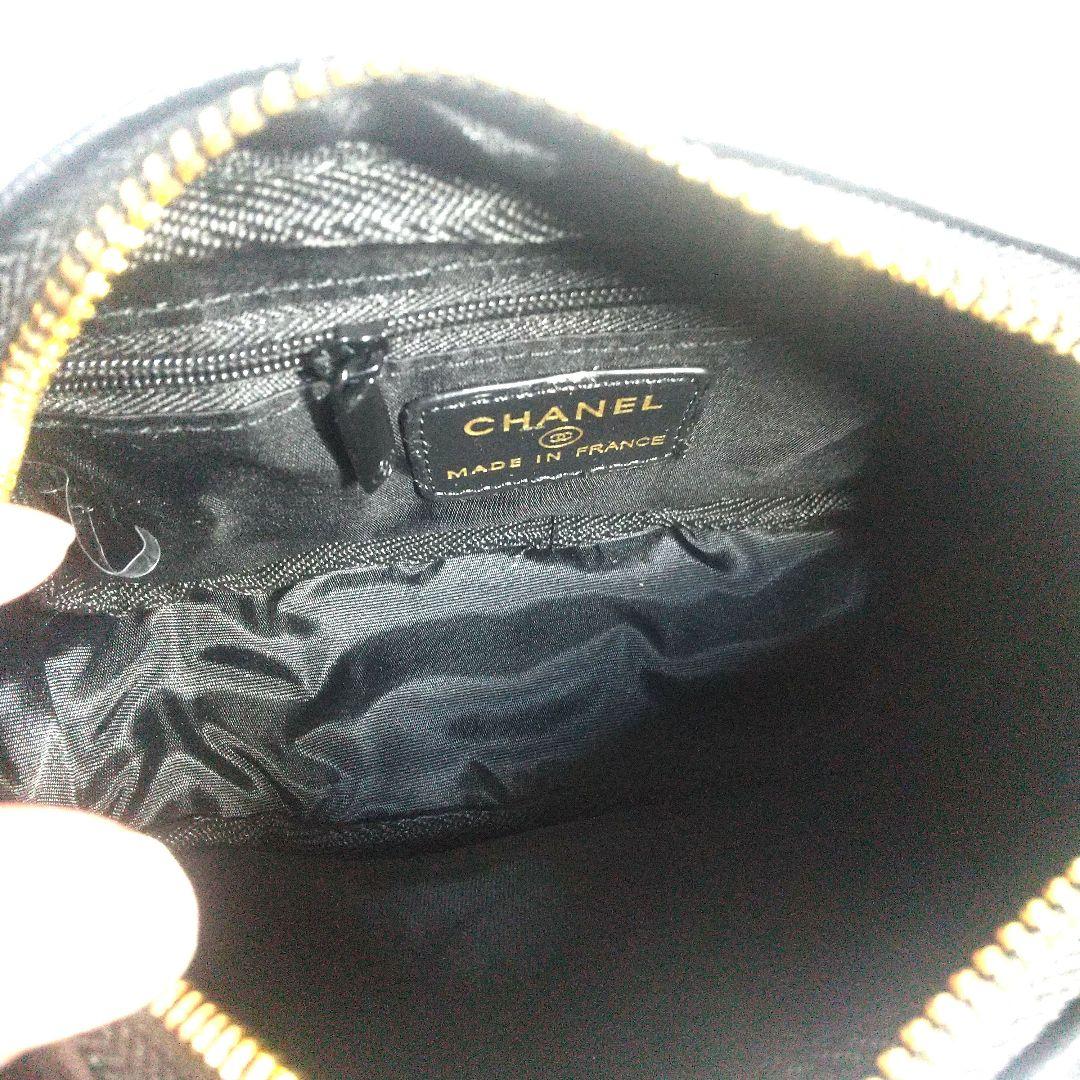 mocoCHANEL新品未使用 ブラックショルダーバッグチャームノベルティ