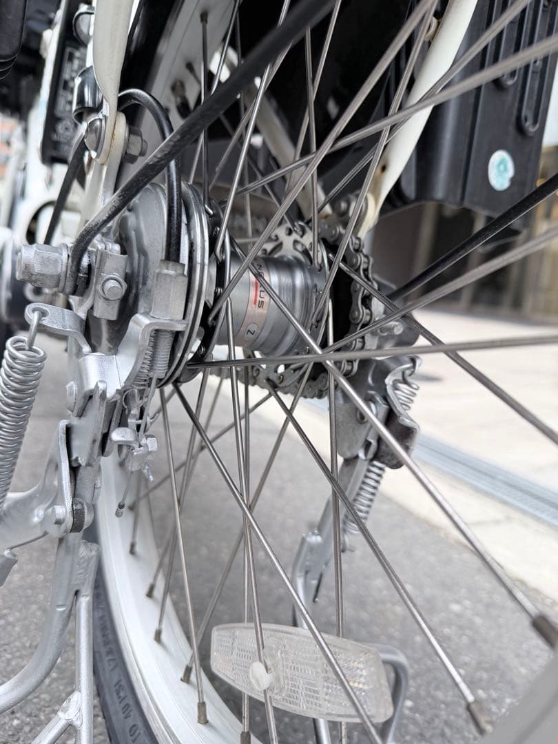 子供乗せ　3人　パナソニック　電動アシスト自転車 チャイルドシート付き ホワイト