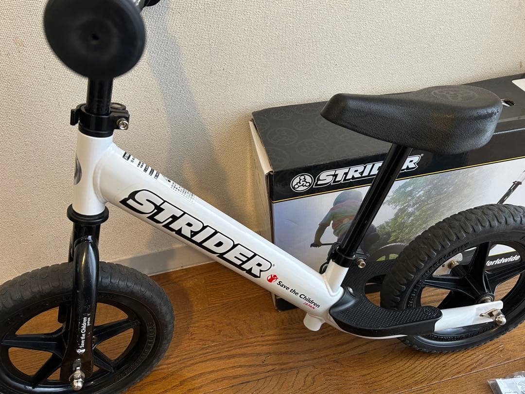 STRIDER 12 custom sport ストライダー　白