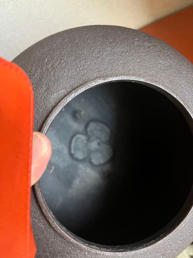 茶道具　風炉釜セット　美品鬼面切合風呂釜付き　鬼面風炉　電気炉付き　前瓦　灰付き