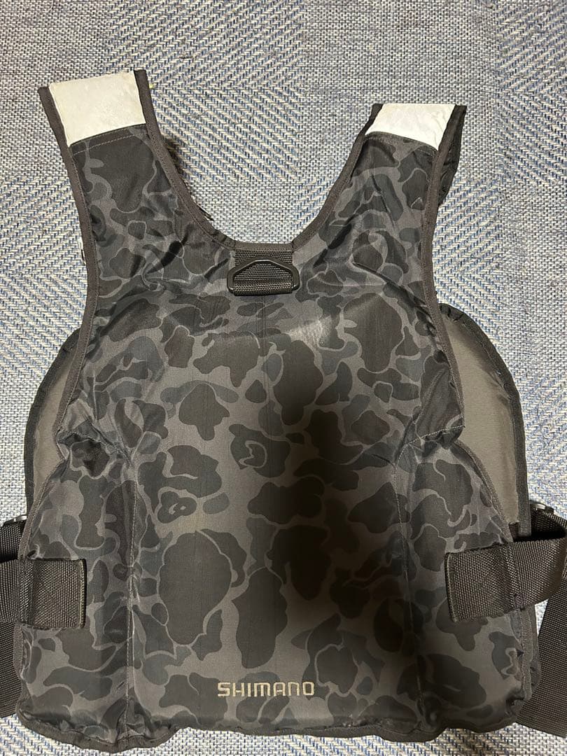 SHIMANO XEFO ライフジャケット
