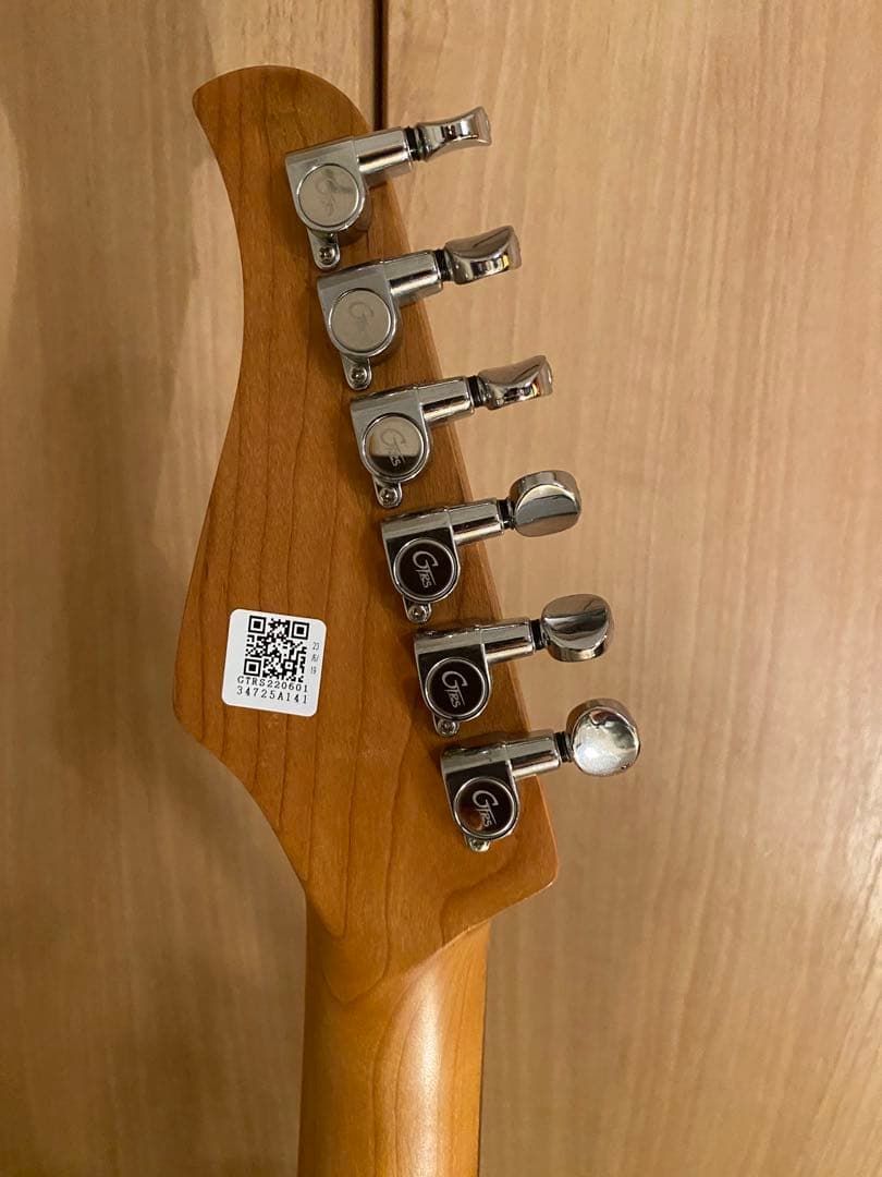 【レアカラー！】GTRS S800 レッド スパークル仕上げ シングルコイル搭載