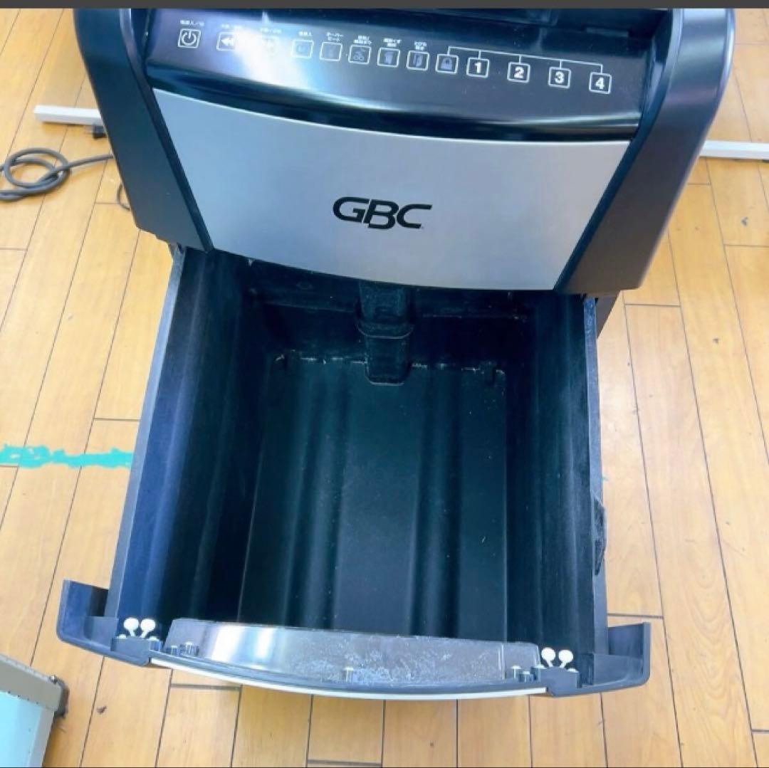◆中古◆GBC／オートフィードシュレッダクロス／300AFXーECS／ブラック