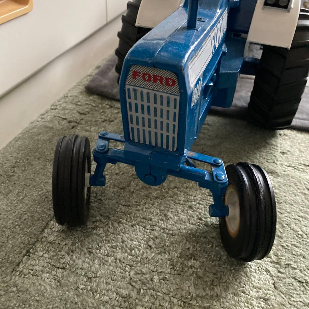 FORD 8600 トラクターとトレーラーセット