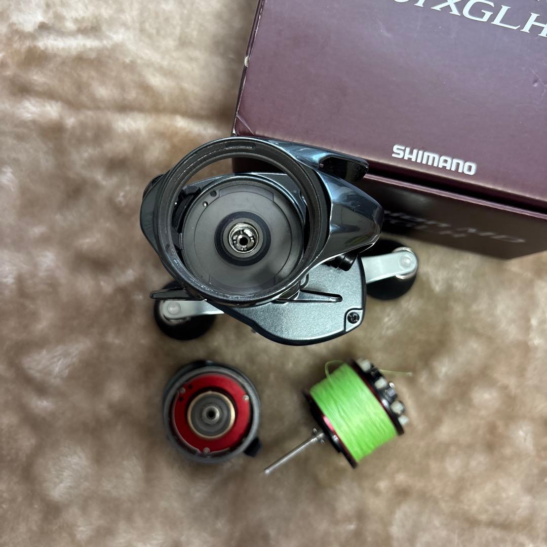 【極美品】シマノ 24スコーピオンMD301XGLHロングハンドルモデル