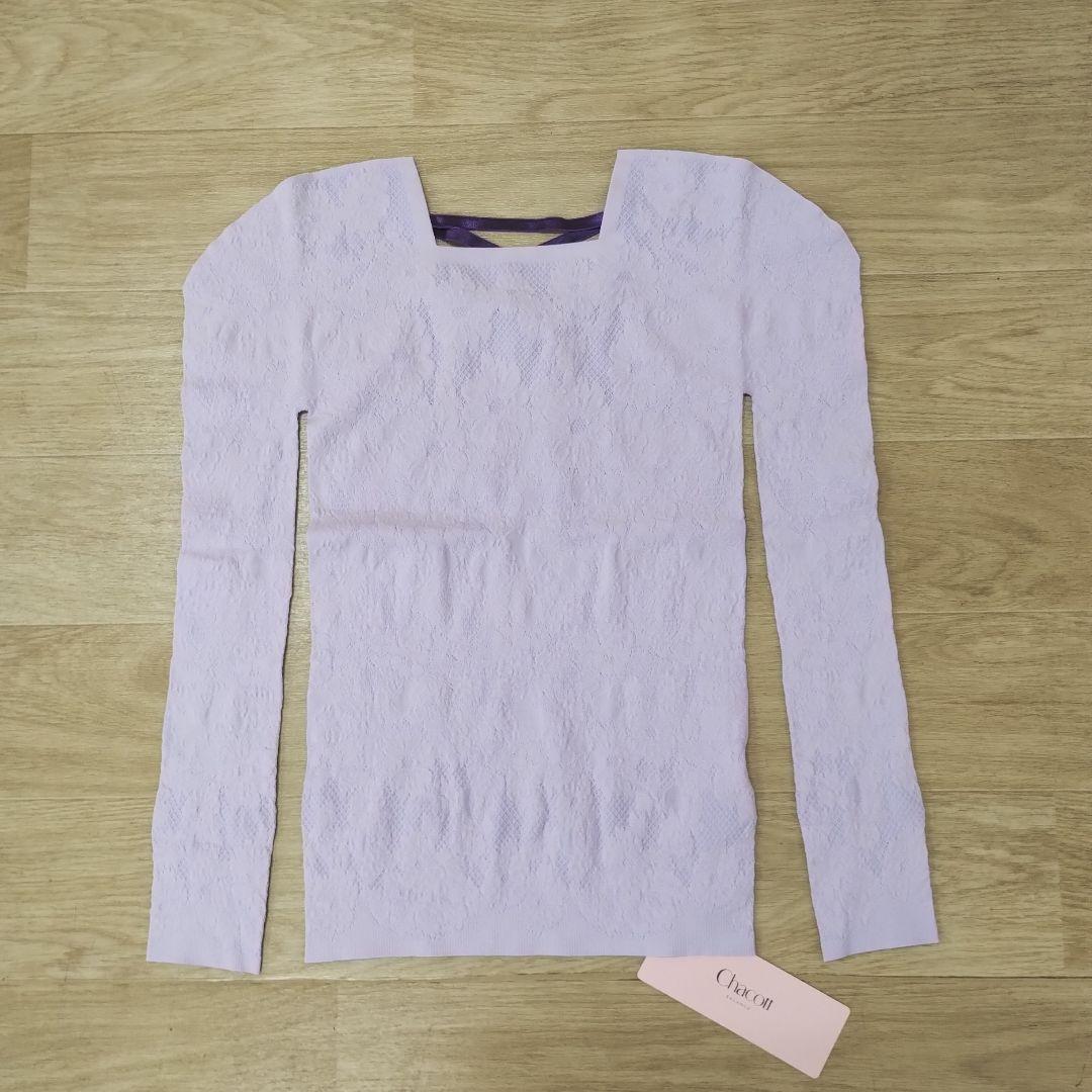 お値下げ！新品　ノーソーイングニット　スクエアネックデザイントップ ライラックM