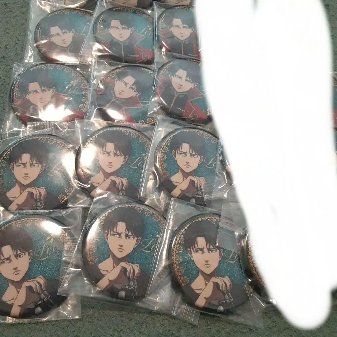 缶バッジ24個　リヴァイ兵長