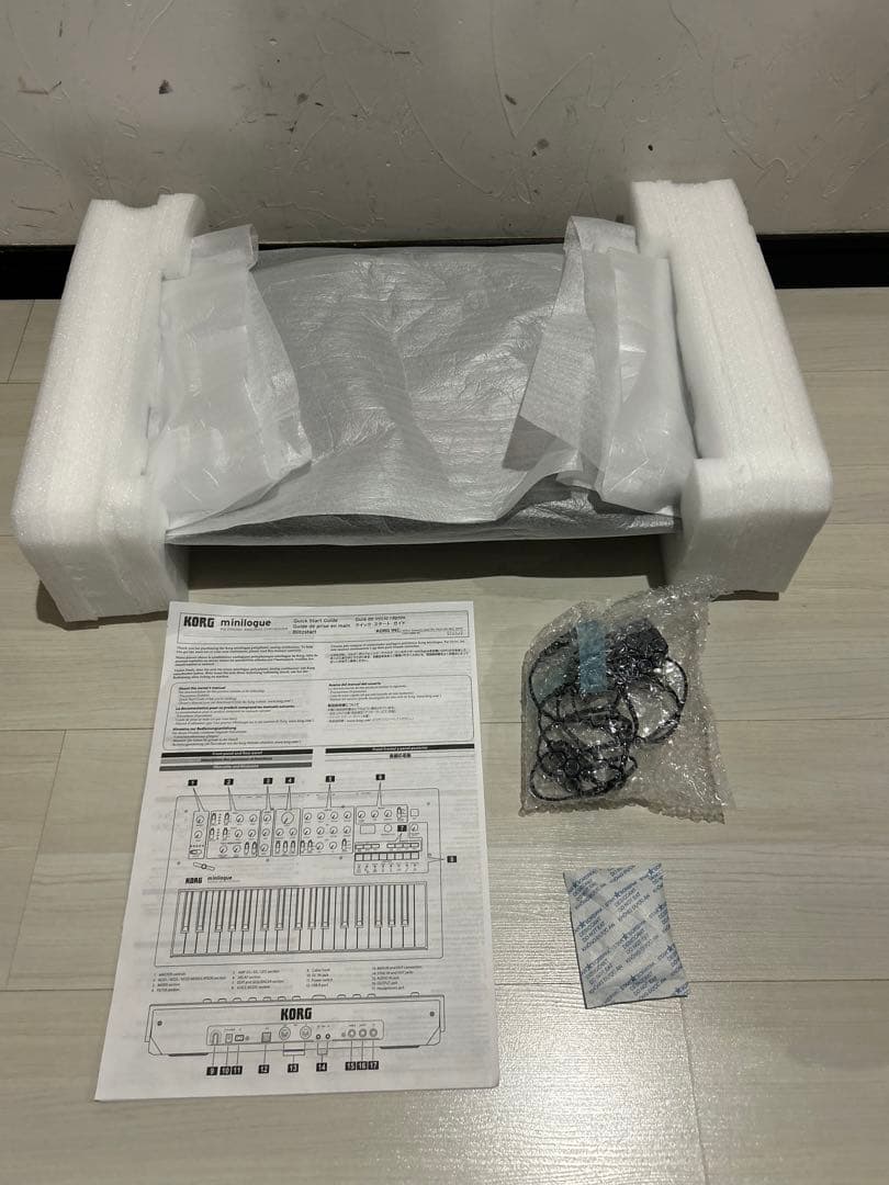 【美品】KORG minilogue bass Limited