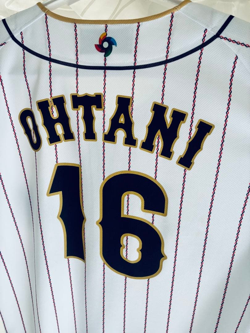 大谷翔平 侍ジャパン ユニフォーム ミズノ製　ユニホーム型クッションオマケ付き