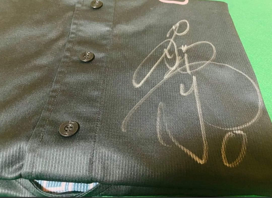 【本人着用品】直筆サイン入り千葉ロッテマリーンズ#0荻野貴司