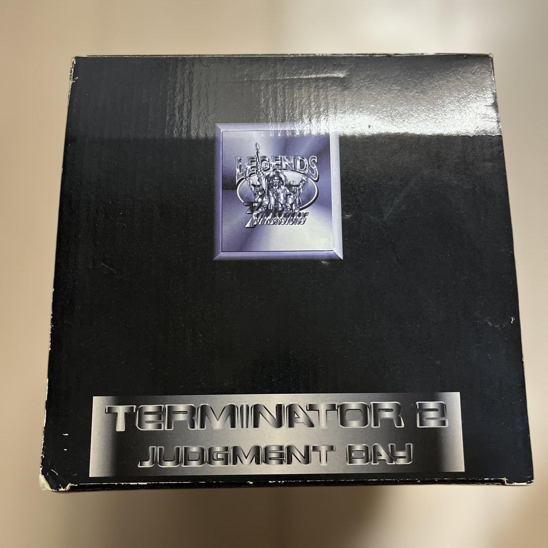 T-800 ターミネーターフィギュア