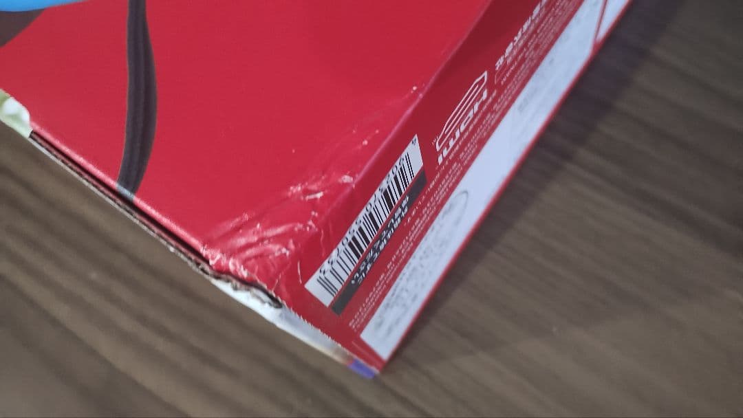 未開封　Nintendo Switch本体 青/赤 Joy-Con付き