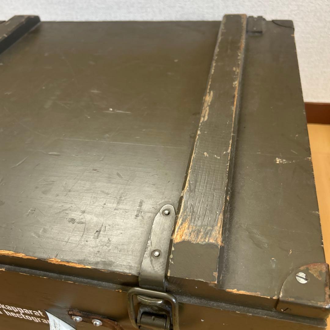 ミリタリーボックス　アウトドア　軍もの スイス軍　70年代70s