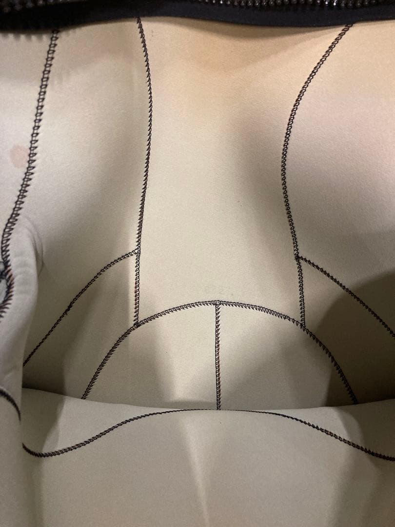 ZEROドライスーツ 黒/黄色