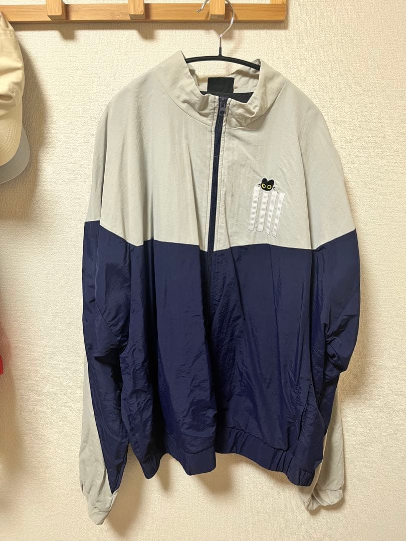 Eve ナイロンジャケット CDJ 2526