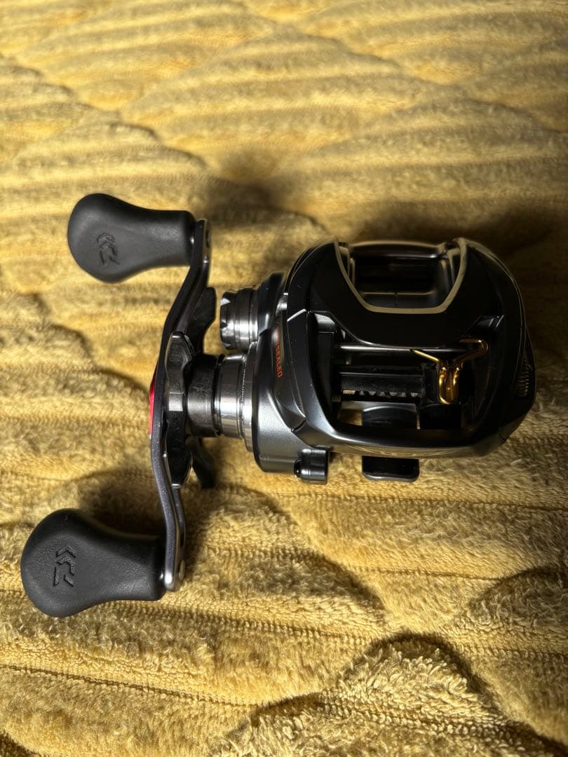 ダイワ　スティーズTW 7.1 右　依頼者価格