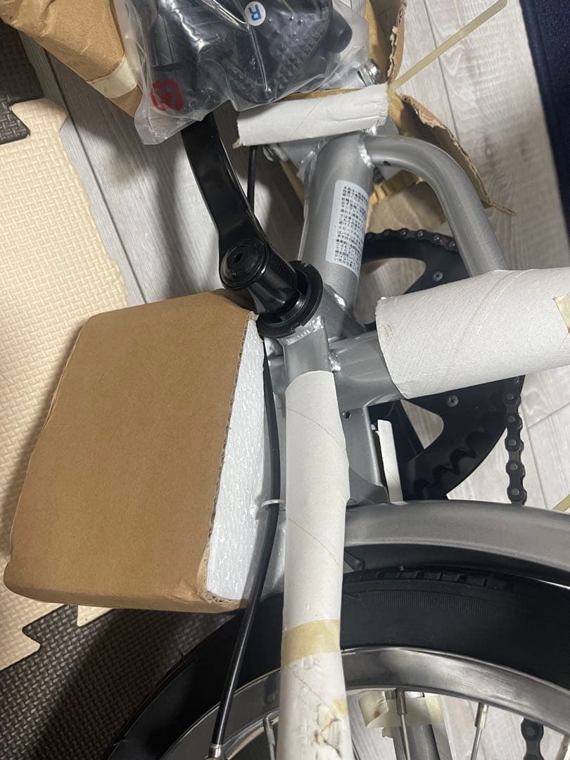 折りたたみ自転車 シルバー　新品未使用