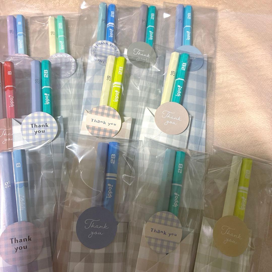 鉛筆81えんぴつプチギフト20個　ほんの気持　退職　引越　文具　卒業　バレンタイ